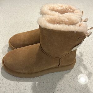 UGG Mini Bailey Bow II